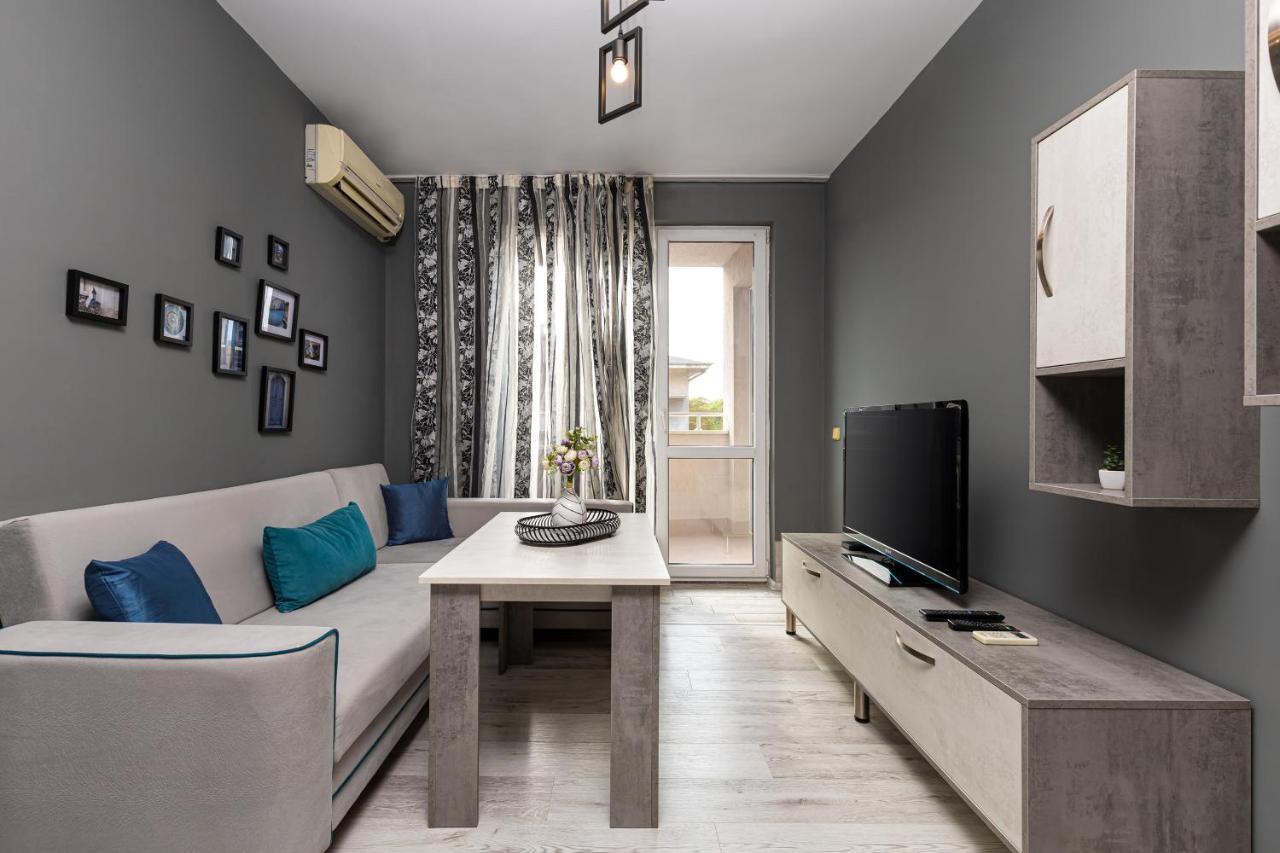 Modernly-Designed 1Bd Apartment With A Nice Terrace Płowdiw Zewnętrze zdjęcie