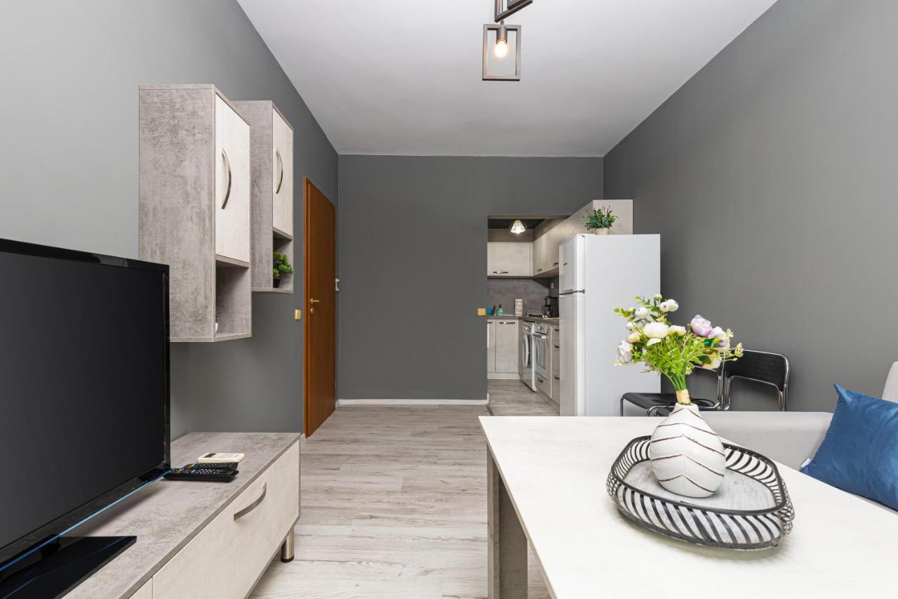 Modernly-Designed 1Bd Apartment With A Nice Terrace Płowdiw Zewnętrze zdjęcie