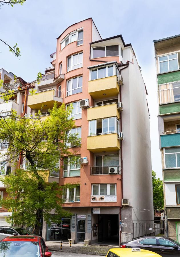 Modernly-Designed 1Bd Apartment With A Nice Terrace Płowdiw Zewnętrze zdjęcie